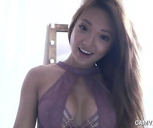 Asian Babe on Web cam