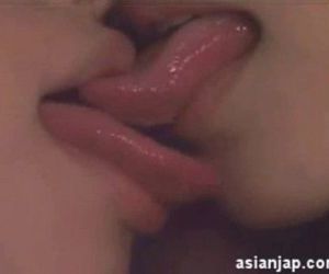 Japanese Lesbos Kiss 21 - 2..